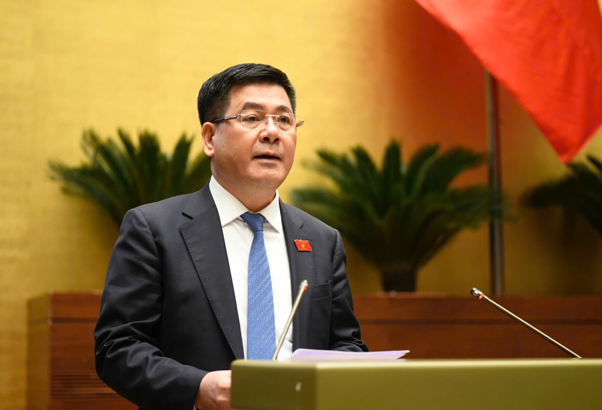 Chính phủ trình Quốc hội 10 nhóm cơ chế, chính sách đặc thù cho dự án điện hạt nhân Chính phủ trình Quốc hội 10 nhóm cơ chế, chính sách đặc thù cho dự án điện hạt nhân