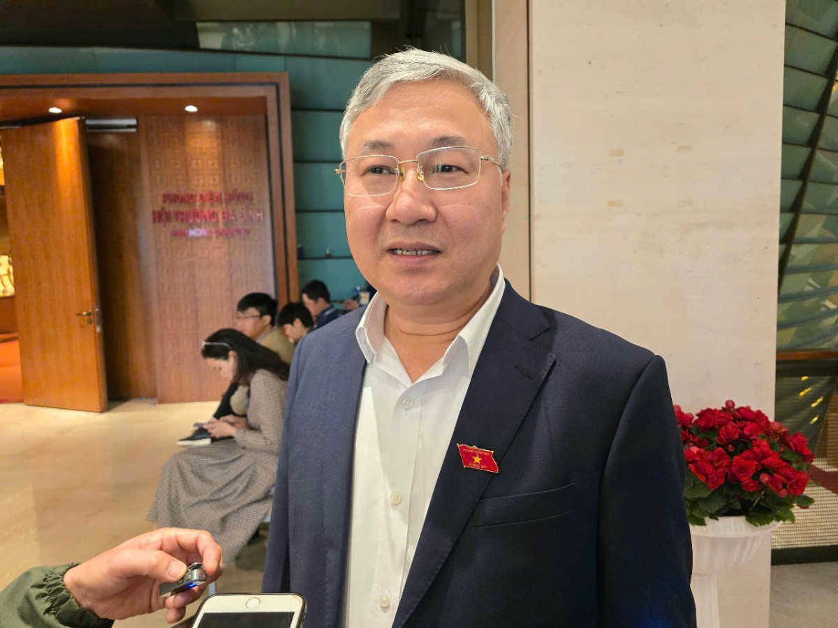 TRần Văn Lâm TRần Văn Lâm