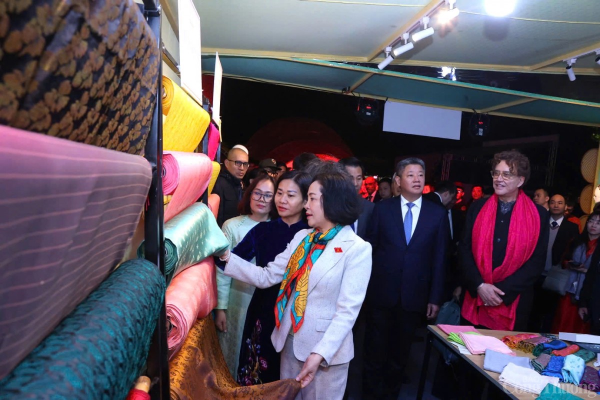 Hà Nội nhận danh hiệu hai làng nghề là thành viên mạng Hà Nội nhận danh hiệu hai làng nghề là thành viên mạng