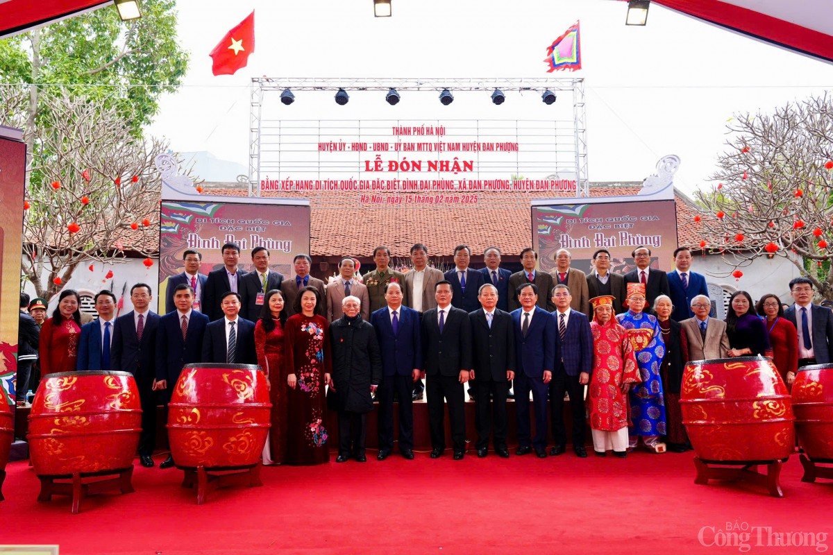 Đình Đại Phùng đón nhận Bằng xếp hạng di tích quốc gia