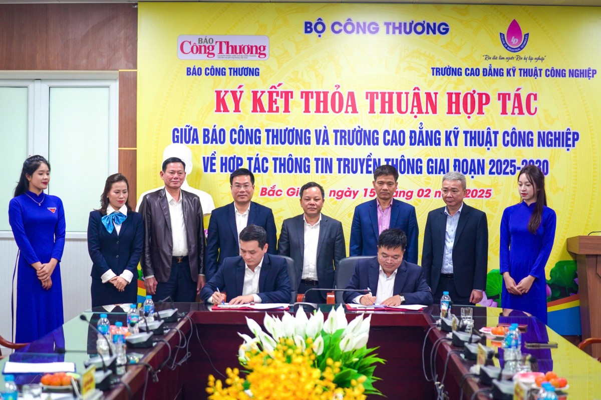 Báo Công Thương ký kết hợp tác với Trường Cao đẳng Kỹ thuật Công nghiệp Báo Công Thương ký kết hợp tác với Trường Cao đẳng Kỹ thuật Công nghiệp