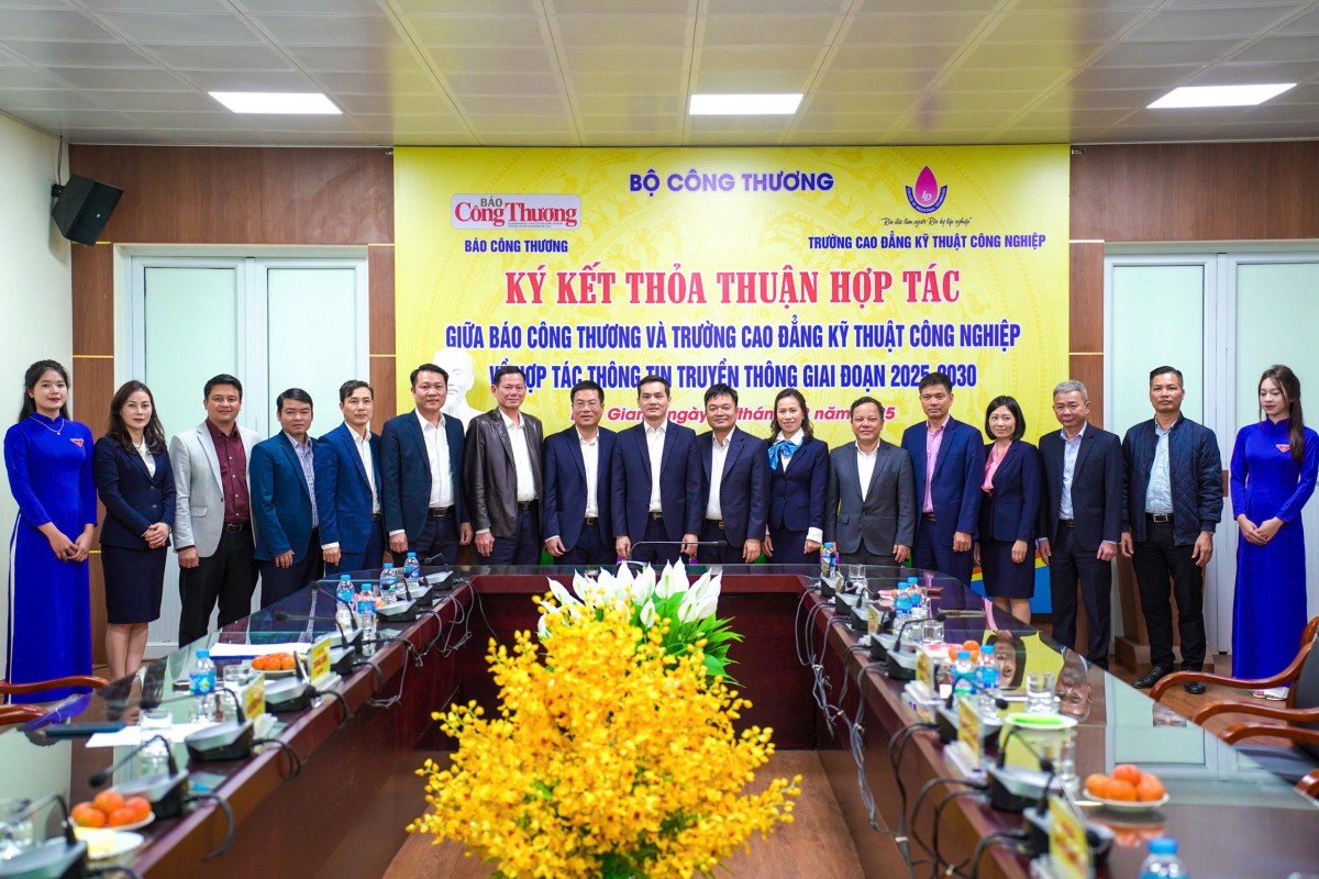 Báo Công Thương ký kết hợp tác với Trường Cao đẳng Kỹ thuật Công nghiệp Báo Công Thương ký kết hợp tác với Trường Cao đẳng Kỹ thuật Công nghiệp