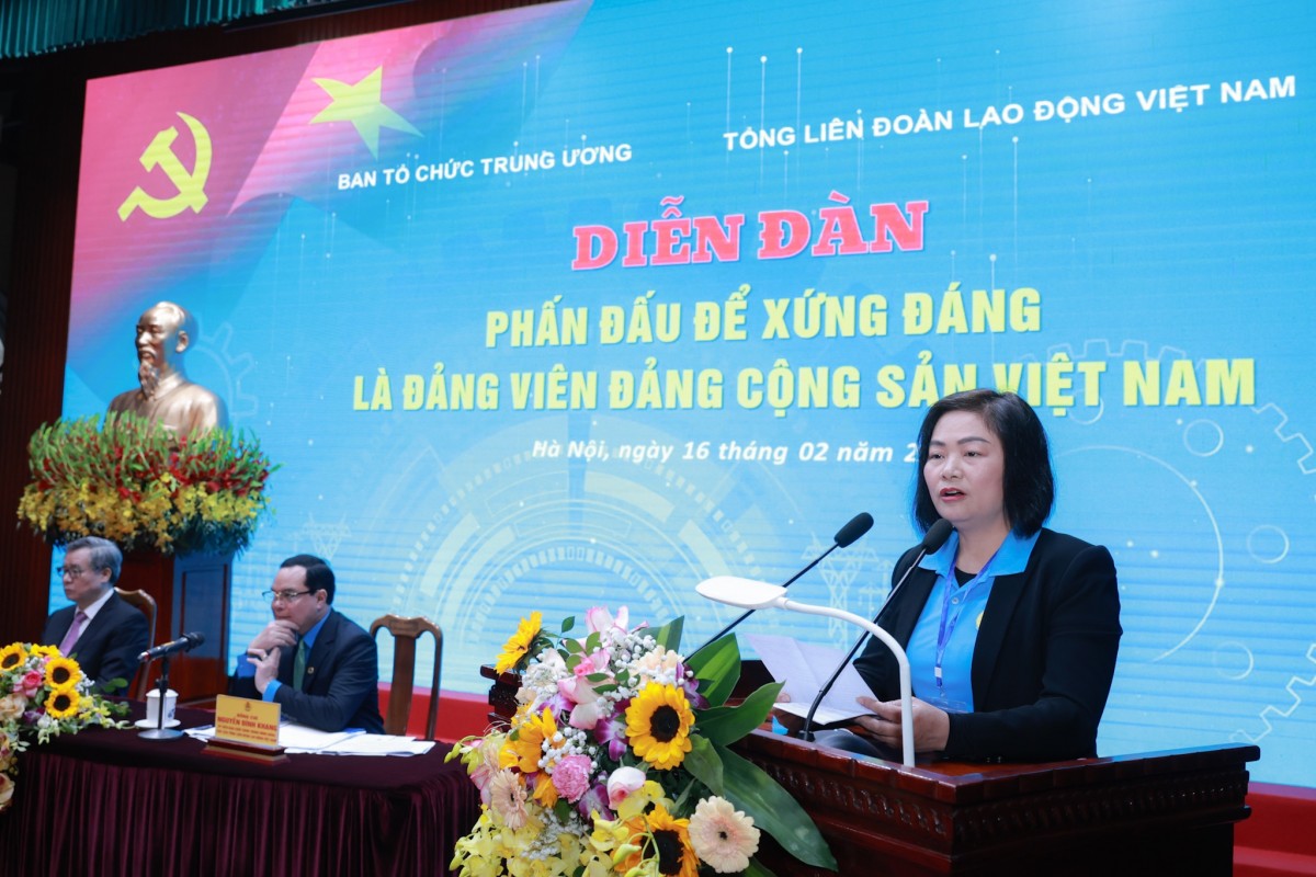 bà Phạm Thị Thanh Tâm - Chủ tịch Công đoàn Dệt May Việt Nam bà Phạm Thị Thanh Tâm - Chủ tịch Công đoàn Dệt May Việt Nam