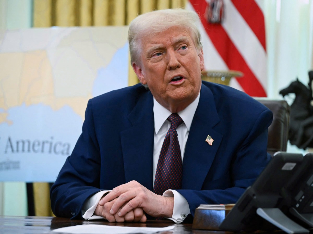 Tổng thống Mỹ Donald Trump tại Phòng Bầu dục ở Nhà Trắng ngày 13/2. Ảnh: The New York Times Tổng thống Mỹ Donald Trump tại Phòng Bầu dục ở Nhà Trắng ngày 13/2. Ảnh: The New York Times