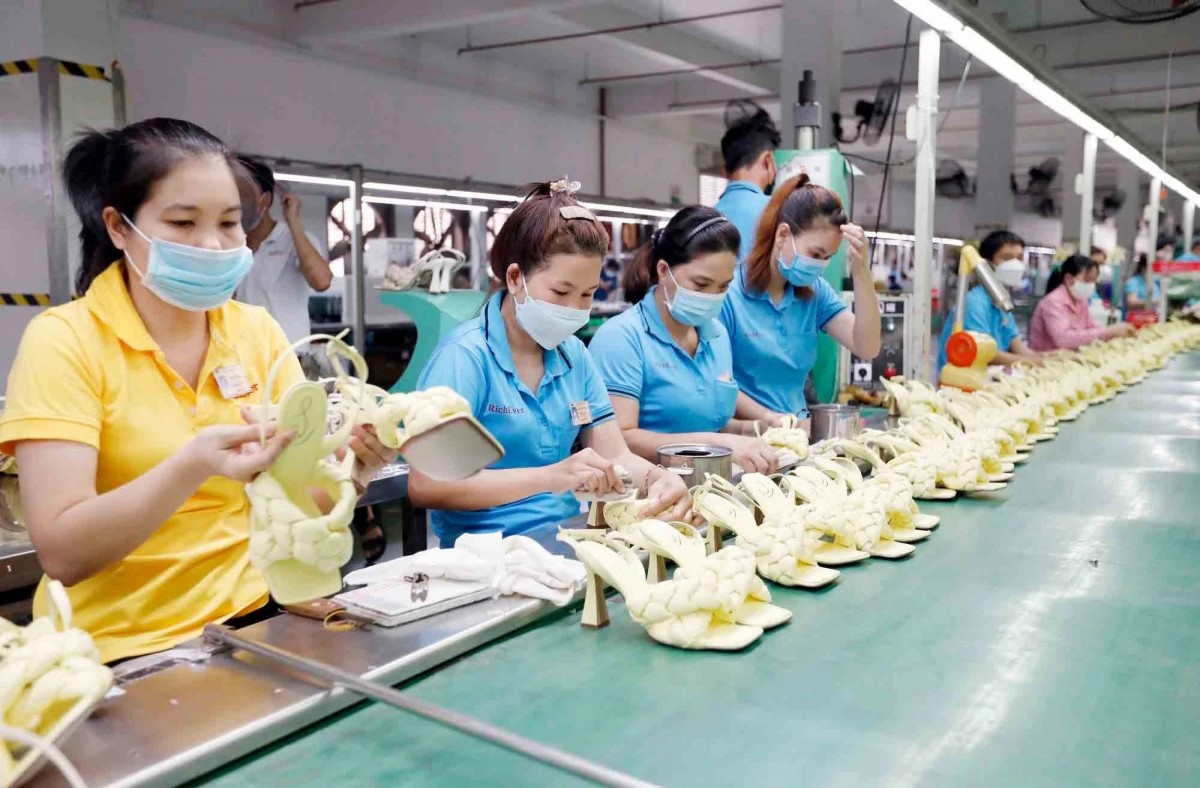 Quỹ Hỗ trợ đầu tư không chỉ giúp giảm bớt các khó khăn tài chính mà còn tạo điều kiện cho các doanh nghiệp nghiên cứu và phát triển những sản phẩm. Ảnh minh họa Quỹ Hỗ trợ đầu tư không chỉ giúp giảm bớt các khó khăn tài chính mà còn tạo điều kiện cho các doanh nghiệp nghiên cứu và phát triển những sản phẩm. Ảnh minh họa