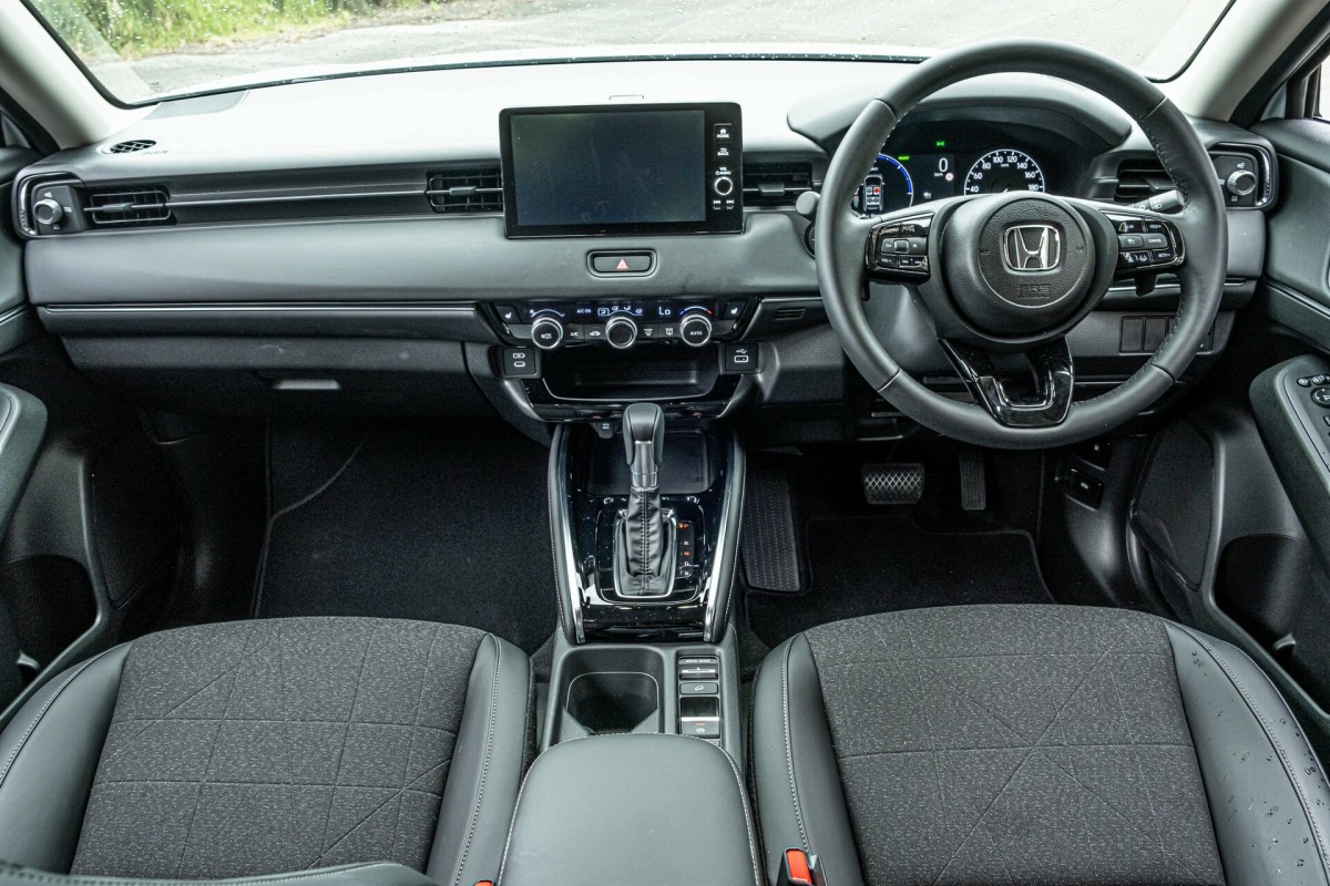 Đánh giá nhanh Honda HR-V 2025 phiên bản Hybrid Đánh giá nhanh Honda HR-V 2025 phiên bản Hybrid