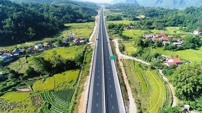 Tuyến cao tốc Đồng Đăng - Trà Lĩnh dự kiến hoàn thành giai đoạn 1 cuối năm 2025. Nguồn ảnh: baochinhphu.