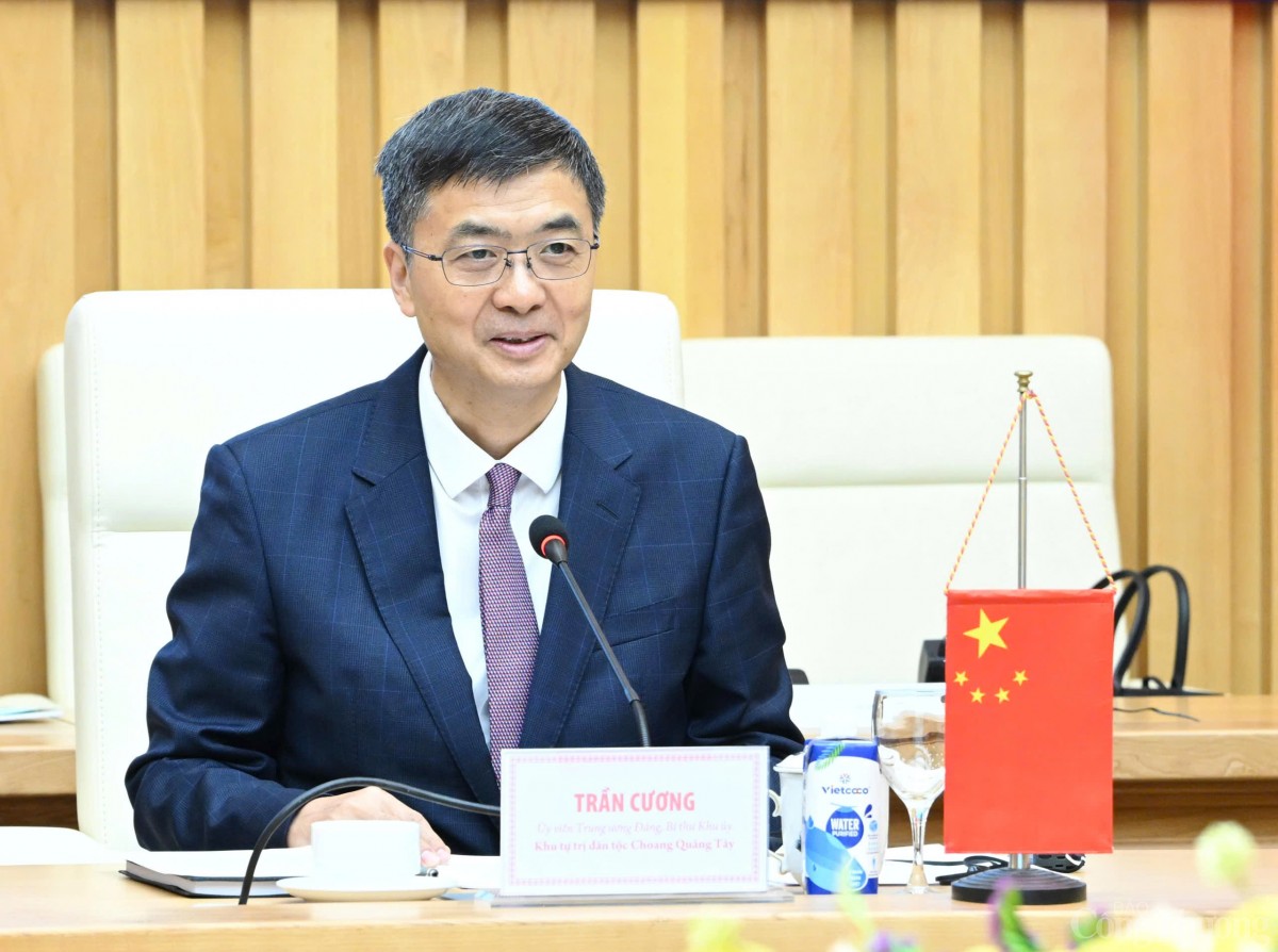 Bộ trưởng Nguyễn Hồng Diên hội đàm với Quảng Tây, Trung Quốc Bộ trưởng Nguyễn Hồng Diên hội đàm với Quảng Tây, Trung Quốc