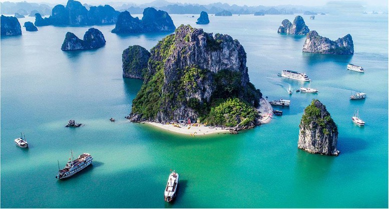 Du lịch Quảng Ninh thu 2,6 nghìn tỷ dịp Tết