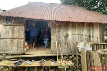 Quảng Nam, Quảng Ngãi đẩy nhanh xóa nhà tạm, nhà dột nát