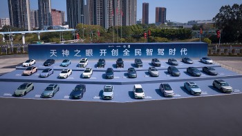 Chủ xe điện BYD phẫn nộ vì giá giảm mạnh