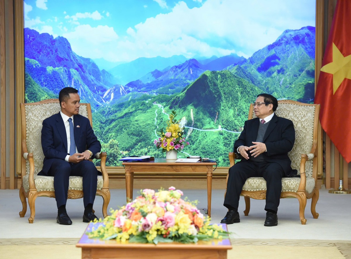 Thủ tướng Phạm Minh Chính đề nghị Campuchia tiếp tục cấp quốc tịch cho các trường hợp người gốc Việt tại Campuchia; thúc đẩy hợp tác biên giới; phối hợp đấu tranh đối với các loại tội phạm xuyên quốc gia… - Ảnh: VGP/Nhật Bắc Thủ tướng Phạm Minh Chính đề nghị Campuchia tiếp tục cấp quốc tịch cho các trường hợp người gốc Việt tại Campuchia; thúc đẩy hợp tác biên giới; phối hợp đấu tranh đối với các loại tội phạm xuyên quốc gia… - Ảnh: VGP/Nhật Bắc