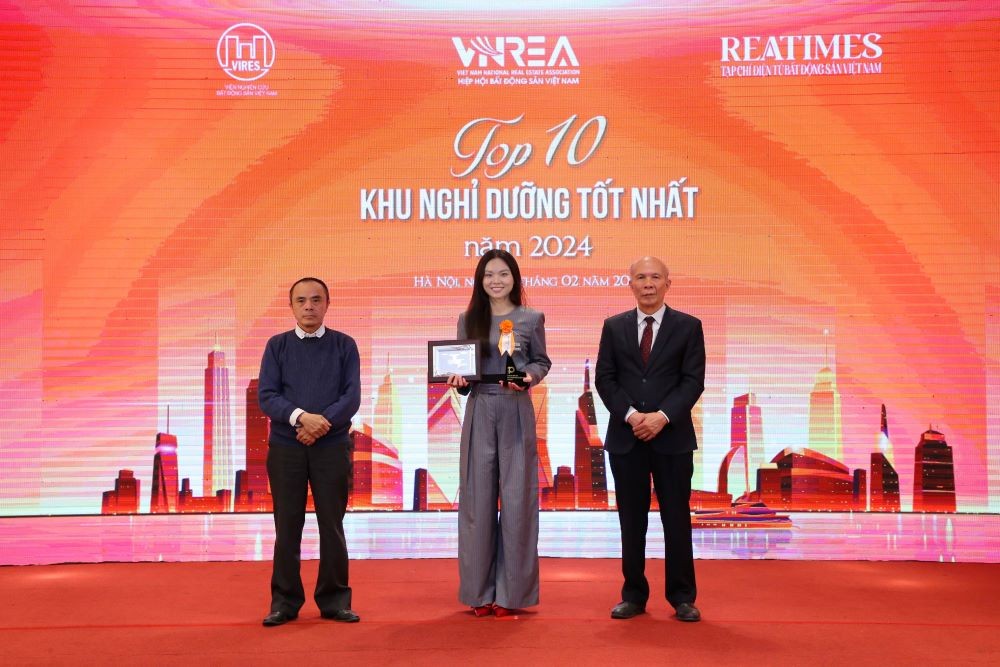 Văn Phú - Invest vinh dự góp mặt trong Top 10 Nhà phát triển bất động sản hàng đầu Việt Nam Văn Phú - Invest vinh dự góp mặt trong Top 10 Nhà phát triển bất động sản hàng đầu Việt Nam