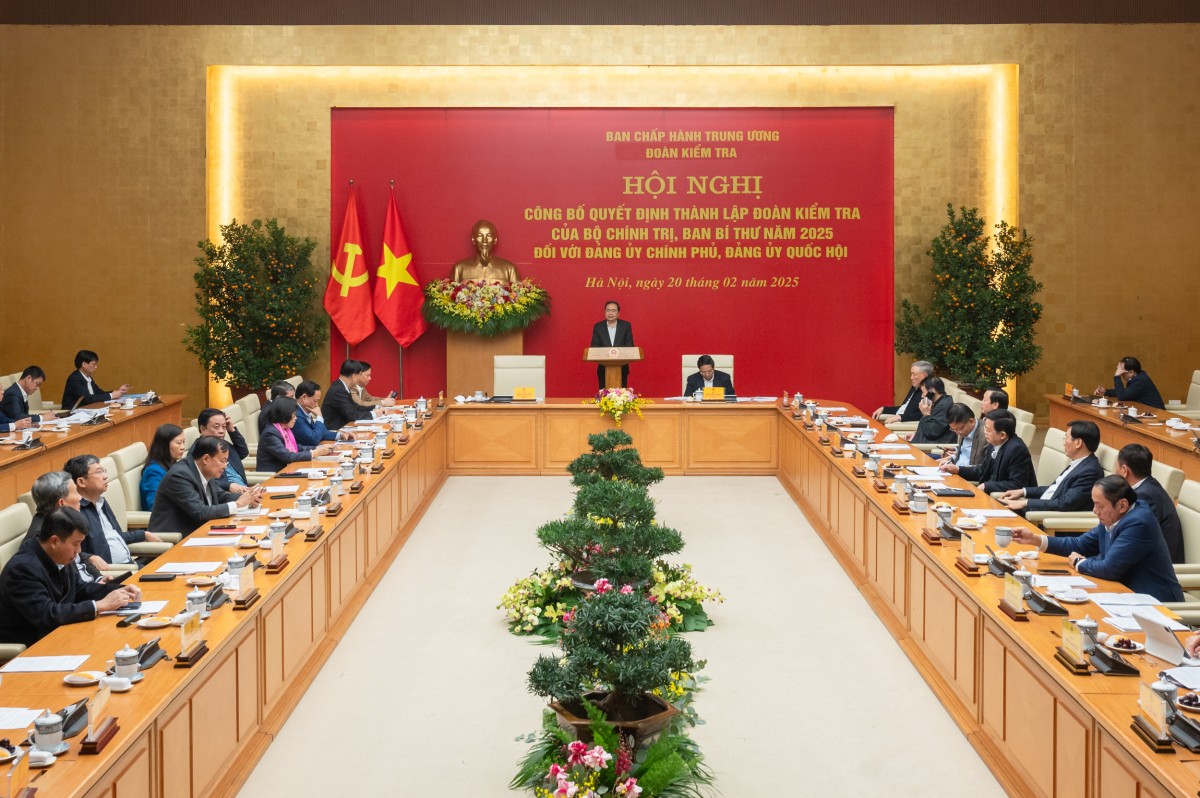 Hội nghị công bố Quyết định kiểm tra của Bộ Chính trị, Ban Bí thư năm 2025 đối với Đảng uỷ Chính phủ, Đảng uỷ Quốc hội. Ảnh: Phạm Thắng Hội nghị công bố Quyết định kiểm tra của Bộ Chính trị, Ban Bí thư năm 2025 đối với Đảng uỷ Chính phủ, Đảng uỷ Quốc hội. Ảnh: Phạm Thắng