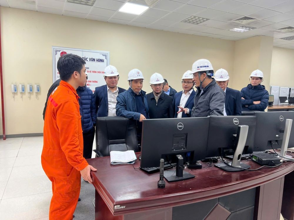 EVN kiểm tra công tác cấp điện mùa khô 2025 EVN kiểm tra công tác cấp điện mùa khô 2025