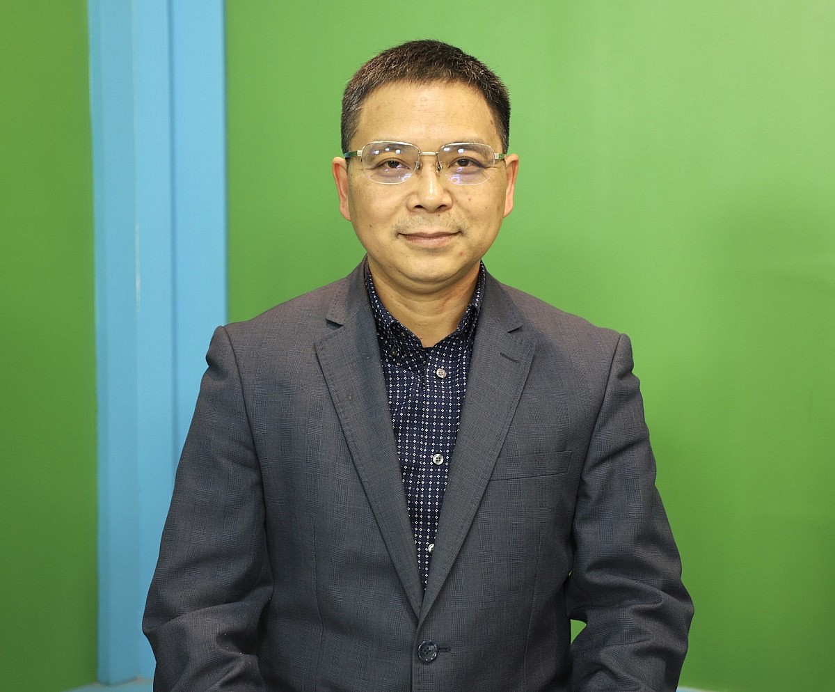 PGS. TS. Phan Chí Anh, Giám đốc Trung tâm Nghiên cứu Quản trị kinh doanh, Trường Đại học Kinh tế - Đại học Quốc gia Hà Nội. PGS. TS. Phan Chí Anh, Giám đốc Trung tâm Nghiên cứu Quản trị kinh doanh, Trường Đại học Kinh tế - Đại học Quốc gia Hà Nội.