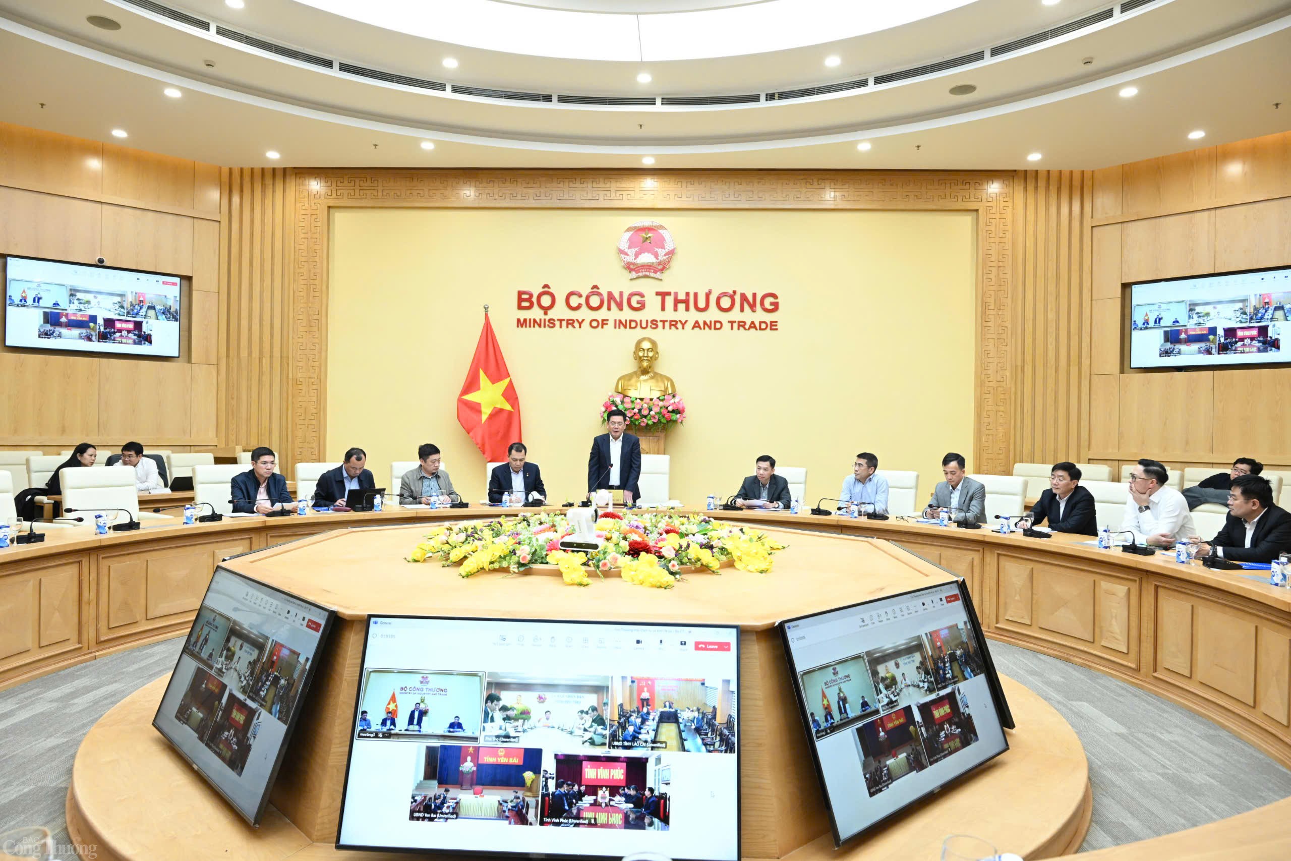 Quang cảnh hội nghị. Ảnh: Cấn Dũng