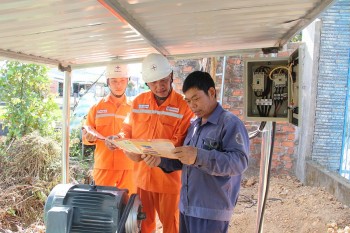 PC Kon Tum: Đảm bảo cung ứng điện mùa nắng nóng 2025