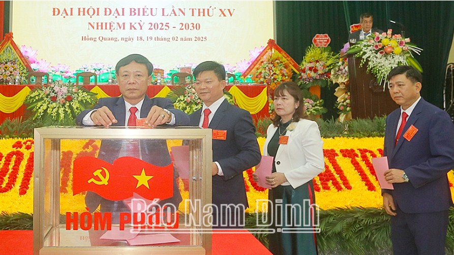 Nam Định tổ chức đại hội Đảng bộ các cấp Nam Định tổ chức đại hội Đảng bộ các cấp