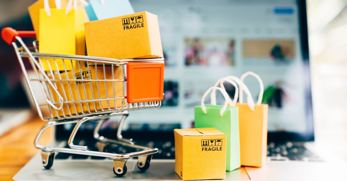 Công tác quản lý thuế đối với các hoạt động thương mại điện tử còn nhiều thách thức. Ảnh minh họa