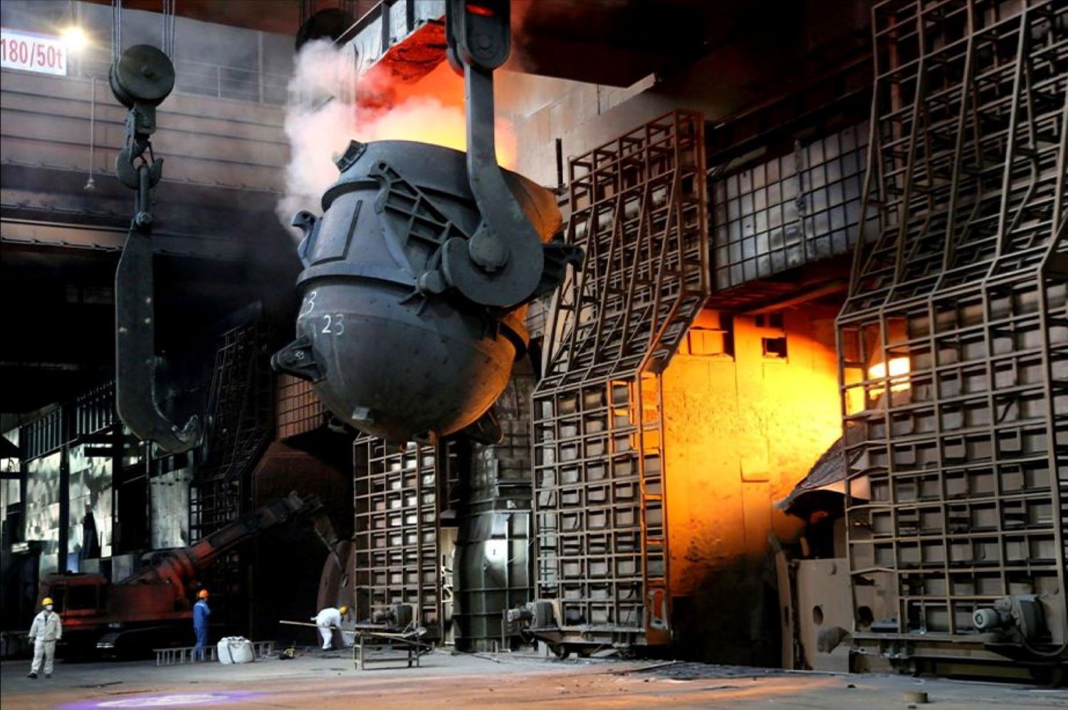 Thép. Ảnh TCT Thép. Ảnh TCT