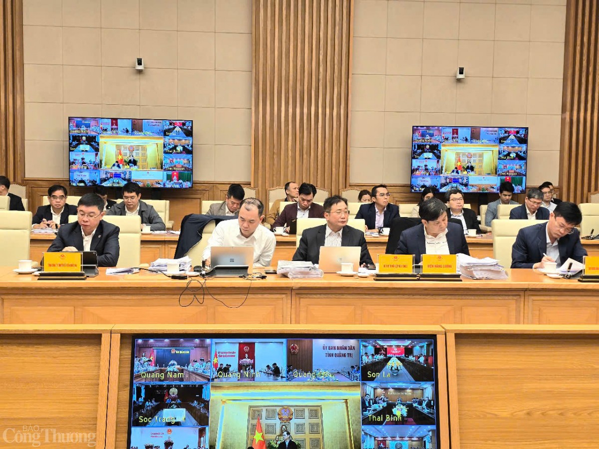 Hội nghị trực tuyến với các địa phương về điều chỉnh Quy hoạch điện VIII Hội nghị trực tuyến với các địa phương về điều chỉnh Quy hoạch điện VIII