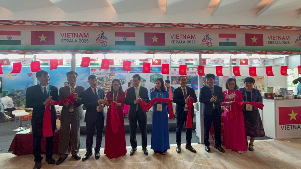 Việt Nam tham dự Hội nghị Thượng đỉnh Đầu tư Toàn cầu Việt Nam tham dự Hội nghị Thượng đỉnh Đầu tư Toàn cầu