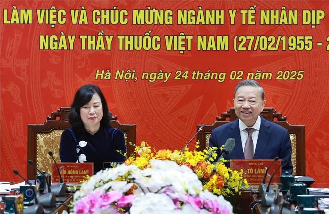 Tổng Bí thư Tô Lâm thăm, làm việc với Bộ Y tế. Ảnh: Thống Nhất/TTXVN Tổng Bí thư Tô Lâm thăm, làm việc với Bộ Y tế. Ảnh: Thống Nhất/TTXVN