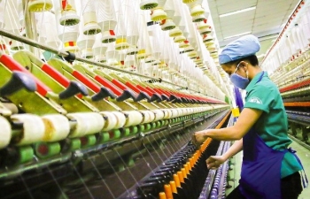 Xuất khẩu hơn 40 tỷ USD nhưng phụ thuộc, dệt may muốn khắc phục điểm yếu gì?