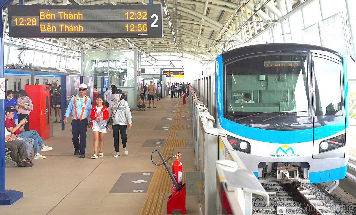 TP. Hồ Chí Minh mở cửa hàng bán lẻ tại ga metro