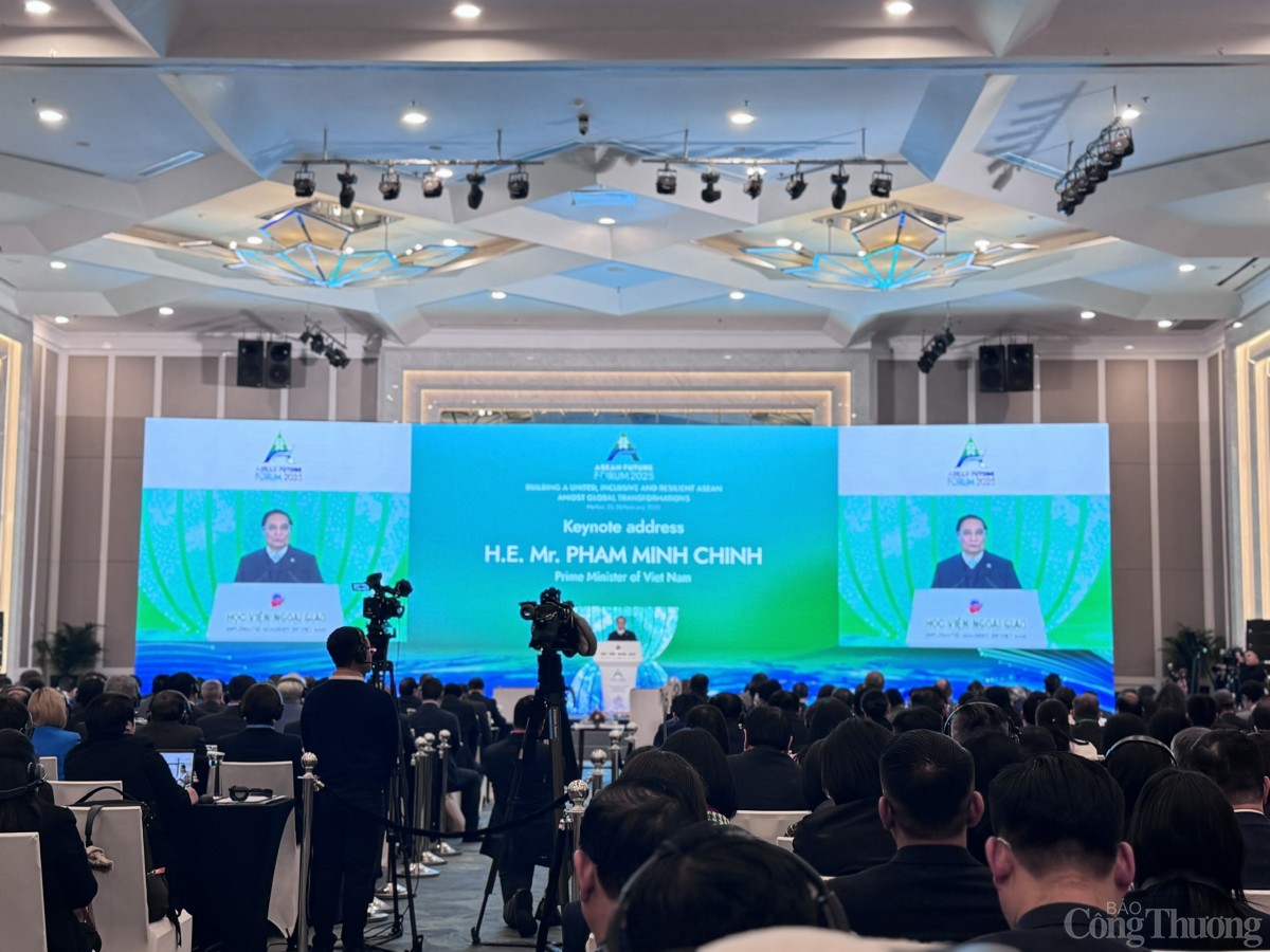 Thủ tướng dự, phát biểu tại Diễn đàn Tương lai ASEAN 2025 Thủ tướng dự, phát biểu tại Diễn đàn Tương lai ASEAN 2025