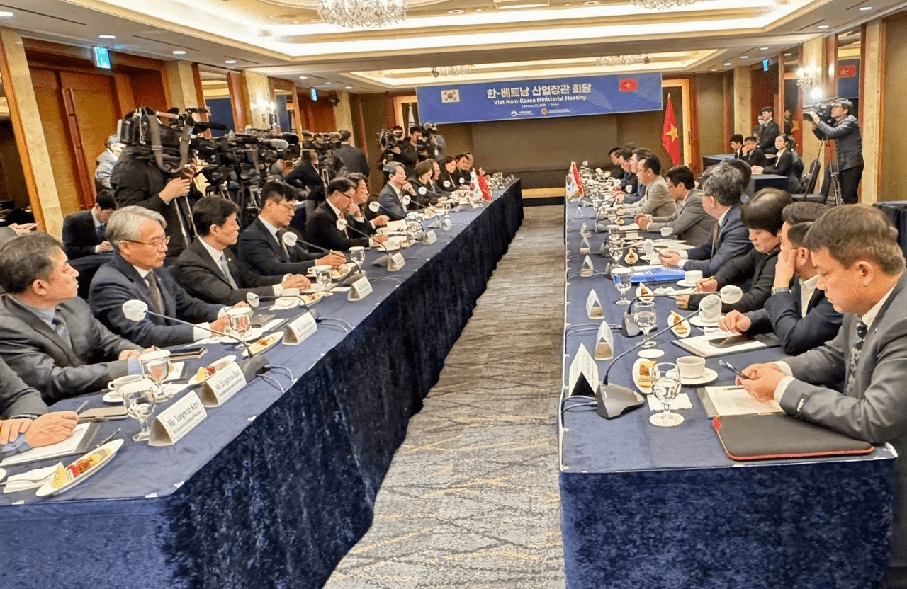 Bộ trưởng Nguyễn Hồng Diên làm việc với Hàn Quốc