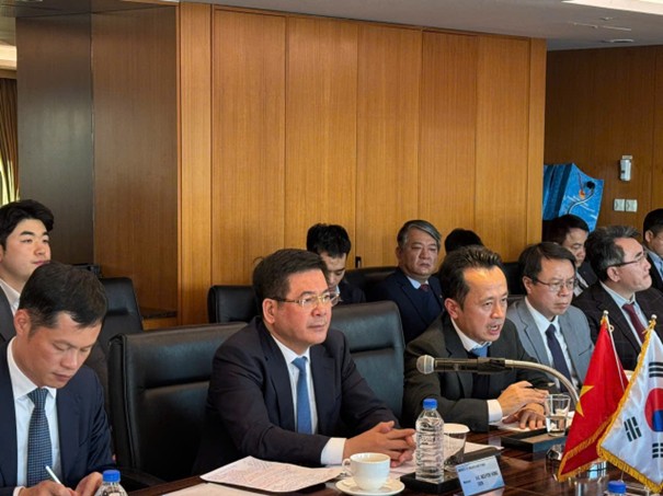 Hàn Quốc hợp tác, chuyển giao công nghệ điện hạt nhân