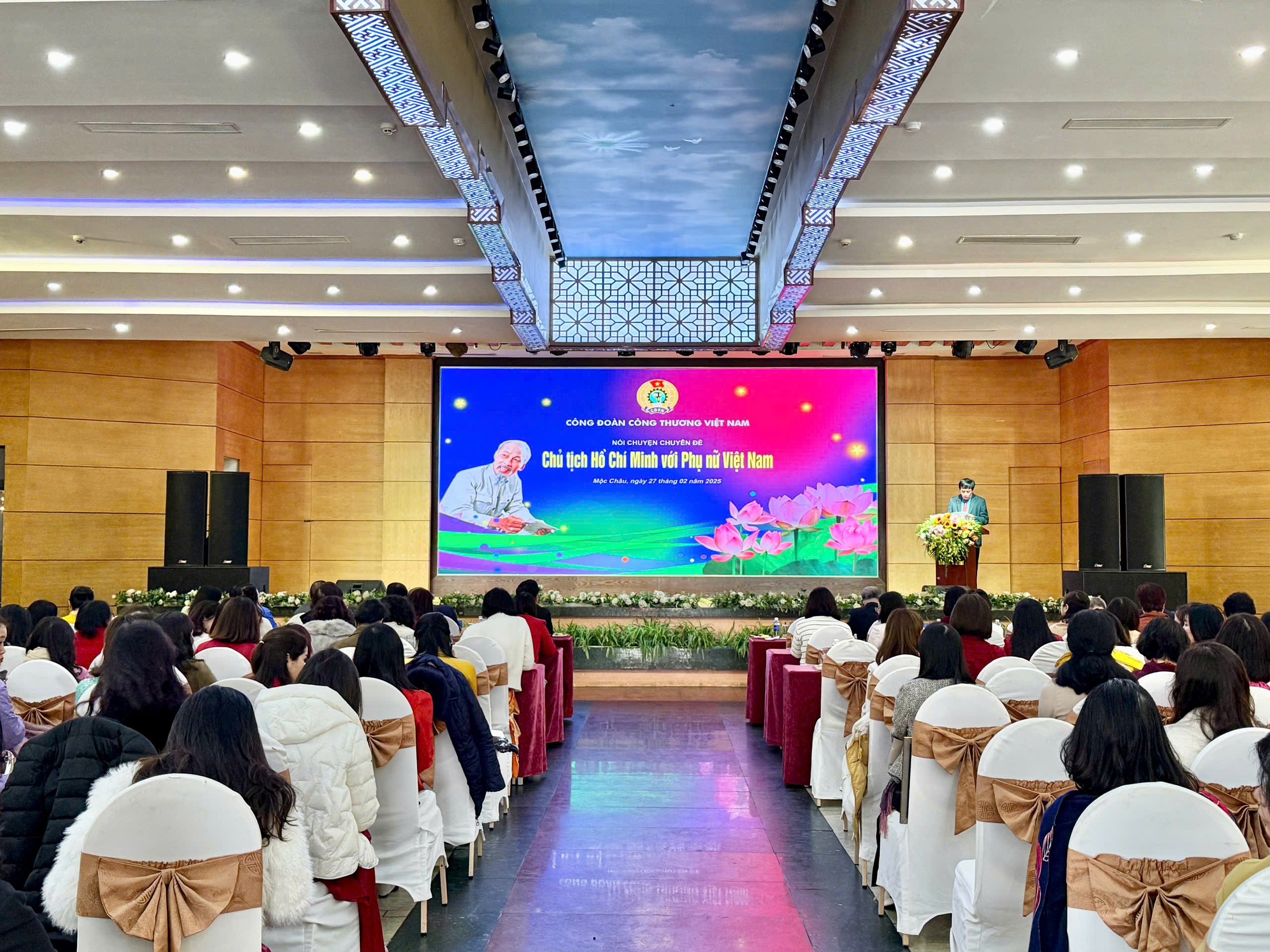 Tám nhiệm vụ cấp bách để phụ nữ Công Thương bứt phá Tám nhiệm vụ cấp bách để phụ nữ Công Thương bứt phá