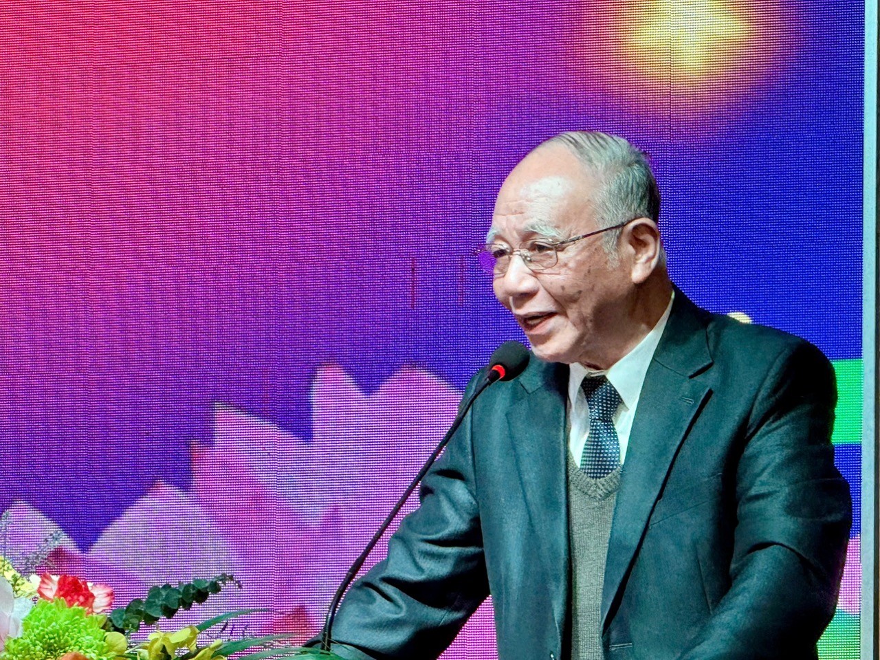 Tám nhiệm vụ cấp bách để phụ nữ Công Thương bứt phá Tám nhiệm vụ cấp bách để phụ nữ Công Thương bứt phá