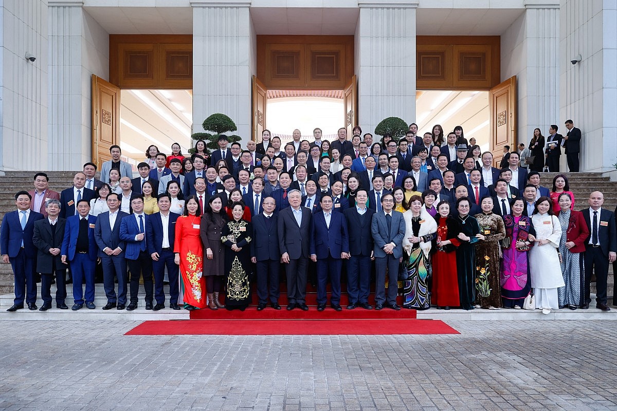 Thủ tướng Chính phủ, các Phó Thủ tướng Chính phủ và các đại biểu dự hội nghị - Ảnh: VGP/Nhật Bắc Thủ tướng Chính phủ, các Phó Thủ tướng Chính phủ và các đại biểu dự hội nghị - Ảnh: VGP/Nhật Bắc