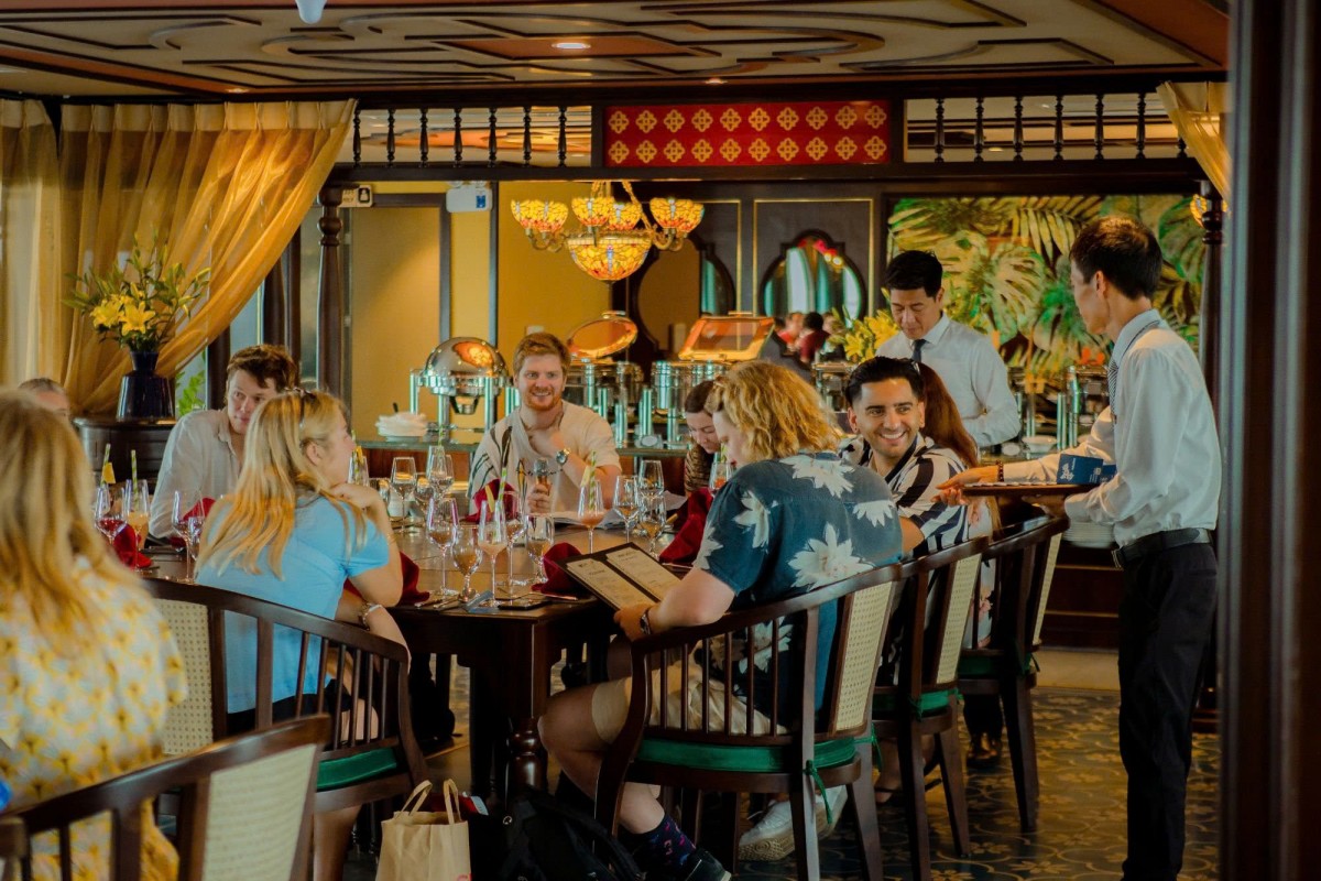 Ngành du lịch rộng mở cơ hội đón khách du lịch quốc tế tiềm năng. Ảnh: Indochine