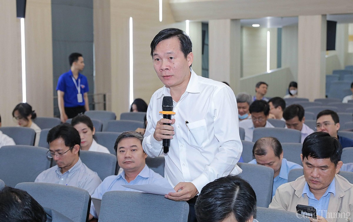 Thúc đẩy phát triển nguồn nhân lực vi mạch bán dẫn Thúc đẩy phát triển nguồn nhân lực vi mạch bán dẫn