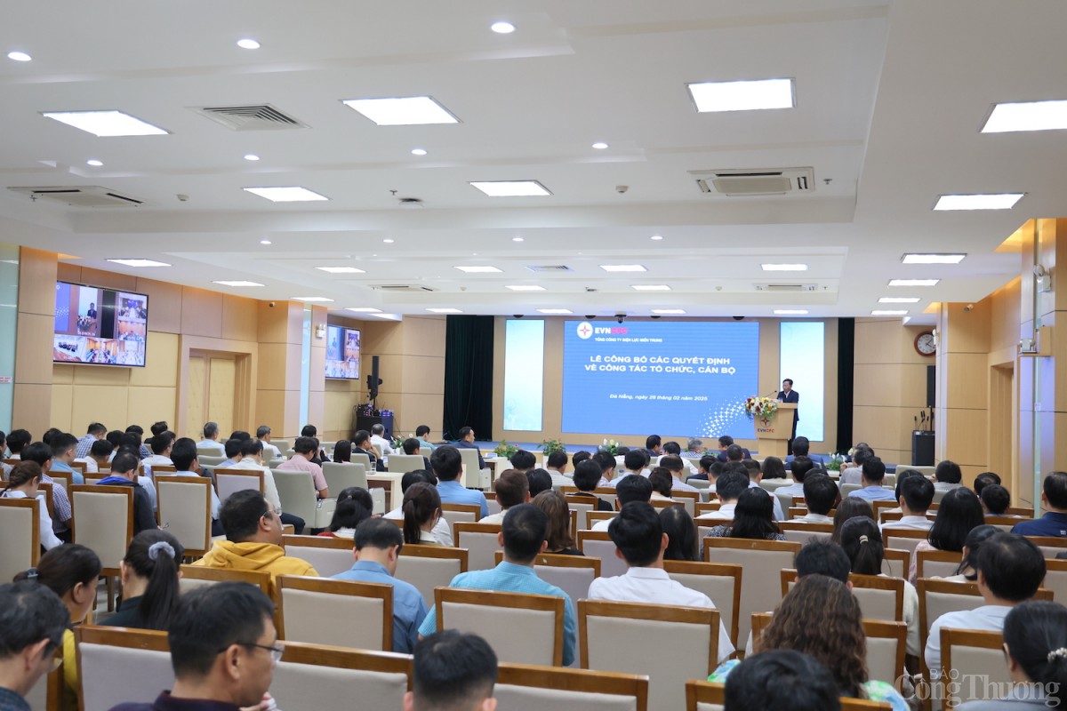 Tổng Công ty Điện lực miền Trung công bố quyết định sáp nhập ban Quản lý dự án Điện nông thôn miền Trung và Ban Quản lý dự án Lưới điện miền Trung Tổng Công ty Điện lực miền Trung công bố quyết định sáp nhập ban Quản lý dự án Điện nông thôn miền Trung và Ban Quản lý dự án Lưới điện miền Trung