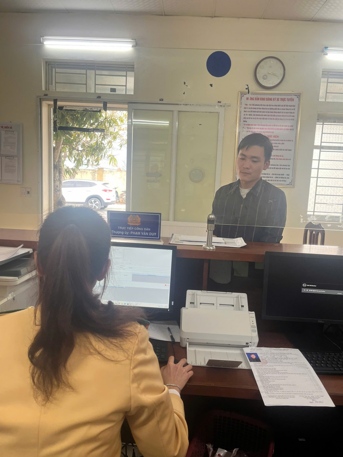 Ghi nhận ngày đầu cấp đổi giấy phép lái xe ở Hòa Bình Ghi nhận ngày đầu cấp đổi giấy phép lái xe ở Hòa Bình