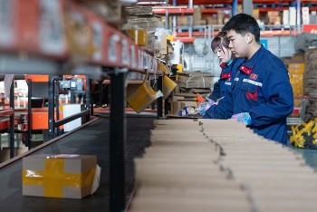 Thấy gì từ chỉ số năng lực sản xuất tăng của Trung Quốc?