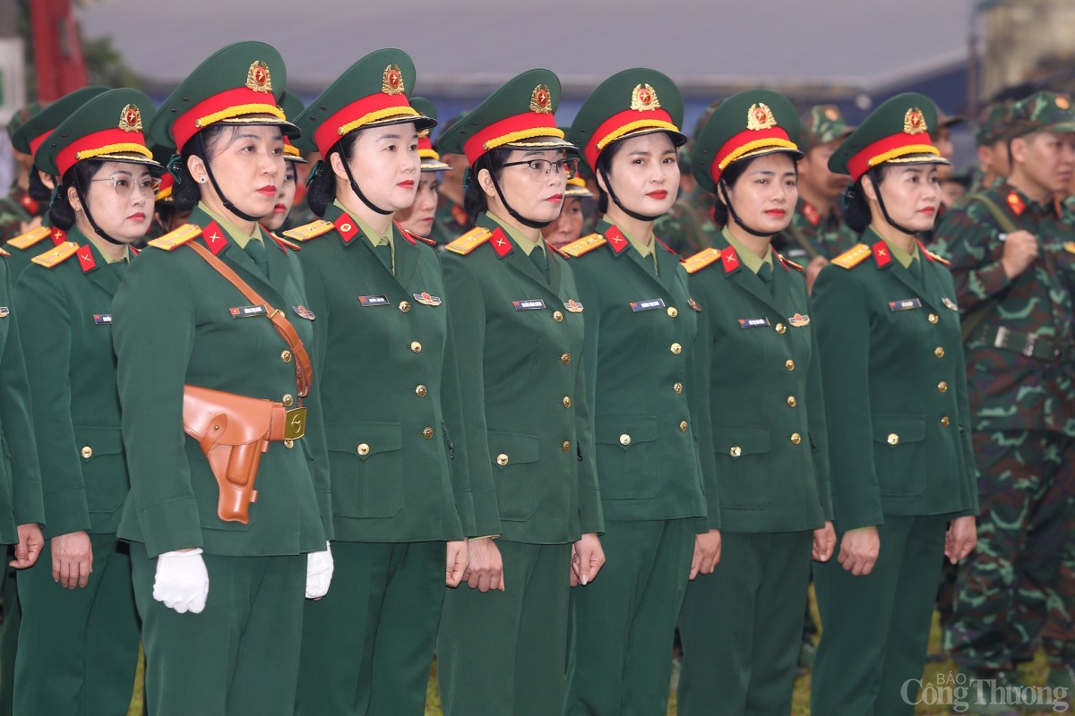 Các lực lượng tham dự lễ ra quân huấn luyện năm 2025. Ảnh: Thành Chung.