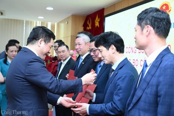 Chùm ảnh: Bộ Công Thương tổ chức hội nghị công bố quyết định về công tác cán bộ