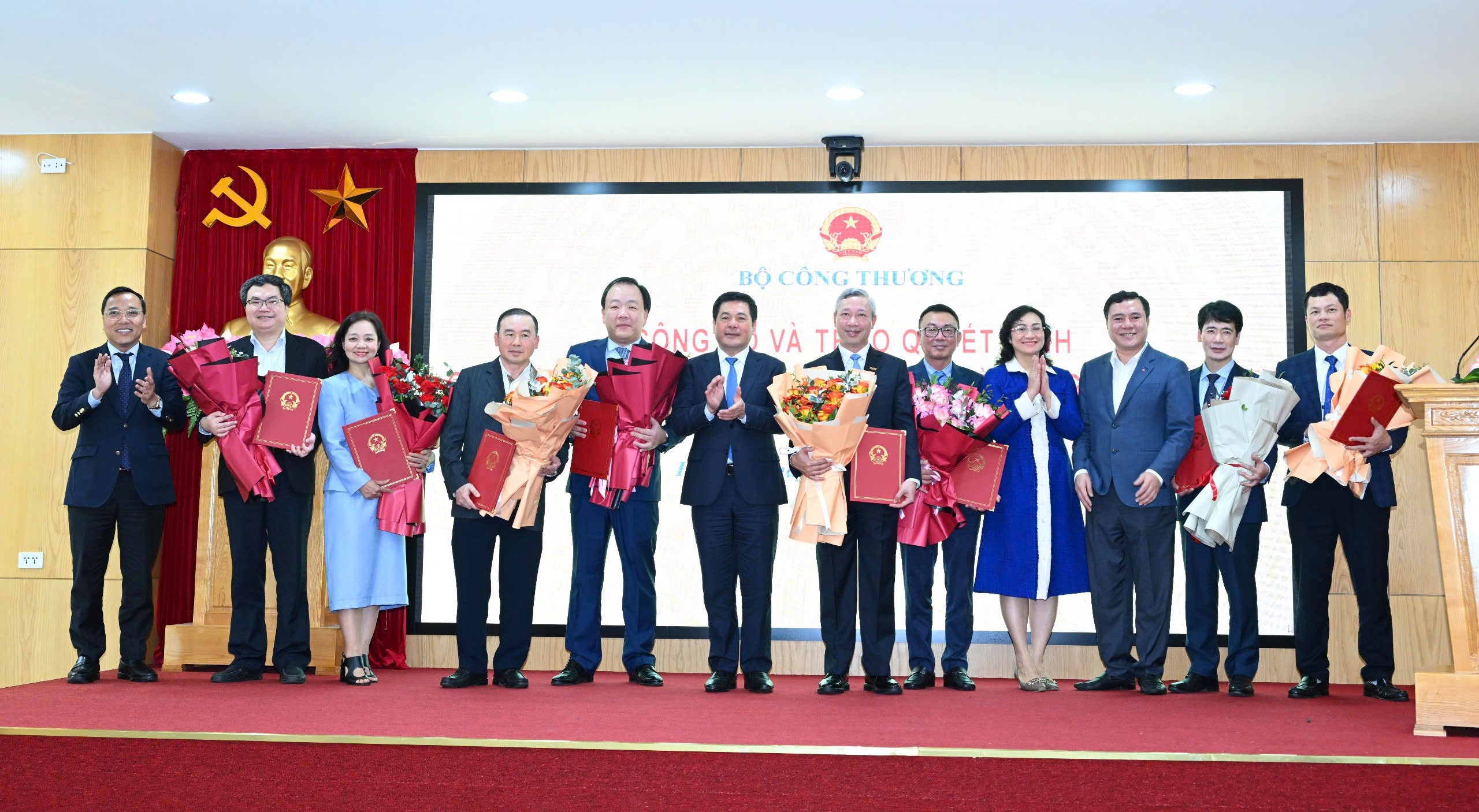 Bổ nhiệm Cục trưởng Cục Công nghiệp