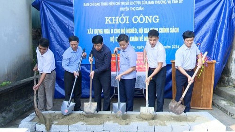 Nhân văn chương trình xóa nhà tạm nhìn từ tỉnh Thanh Hóa Nhân văn chương trình xóa nhà tạm nhìn từ tỉnh Thanh Hóa