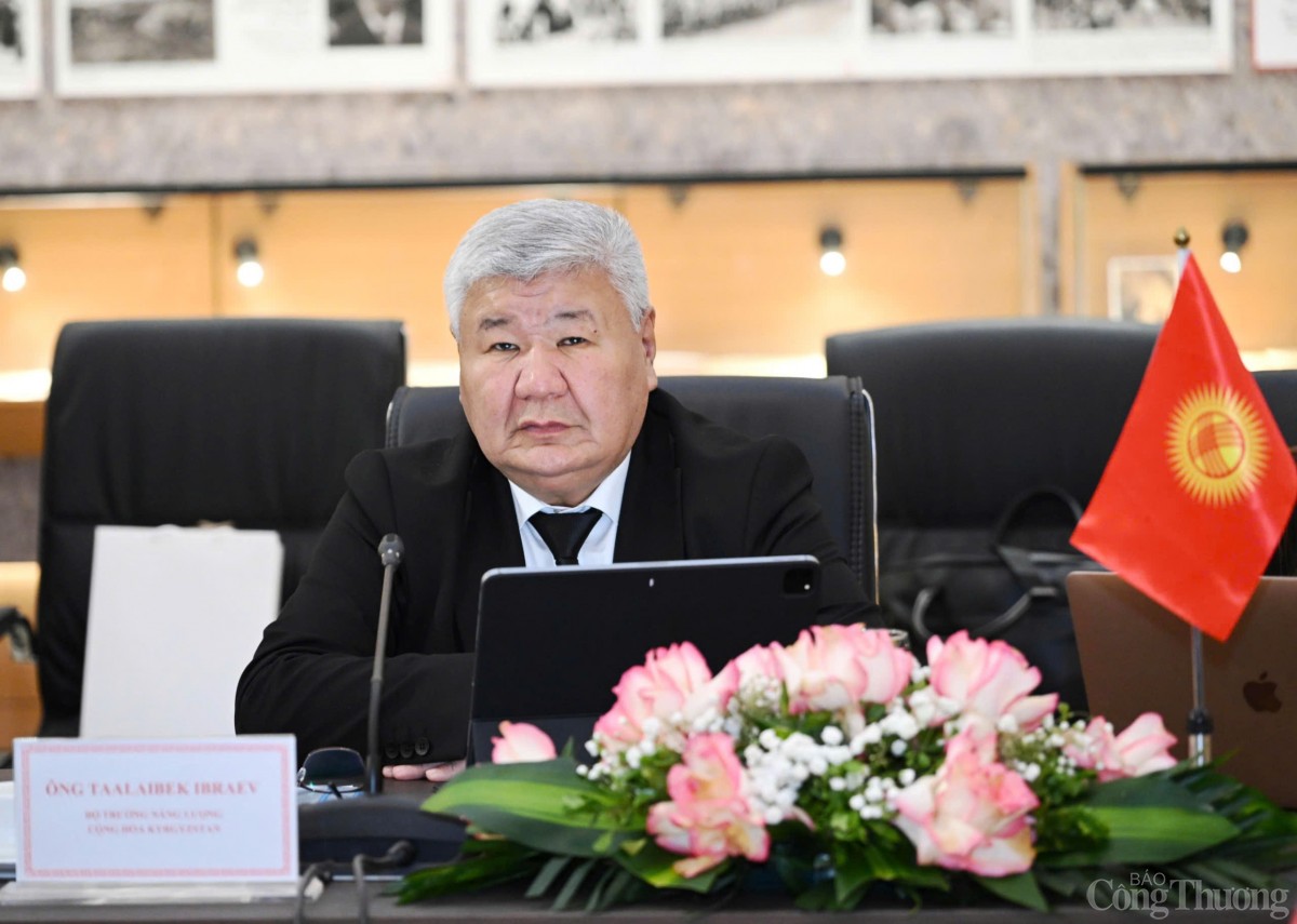 Bộ trưởng Nguyễn Hồng Diên đề nghị sớm lập Ủy ban liên Bộ trưởng Nguyễn Hồng Diên đề nghị sớm lập Ủy ban liên