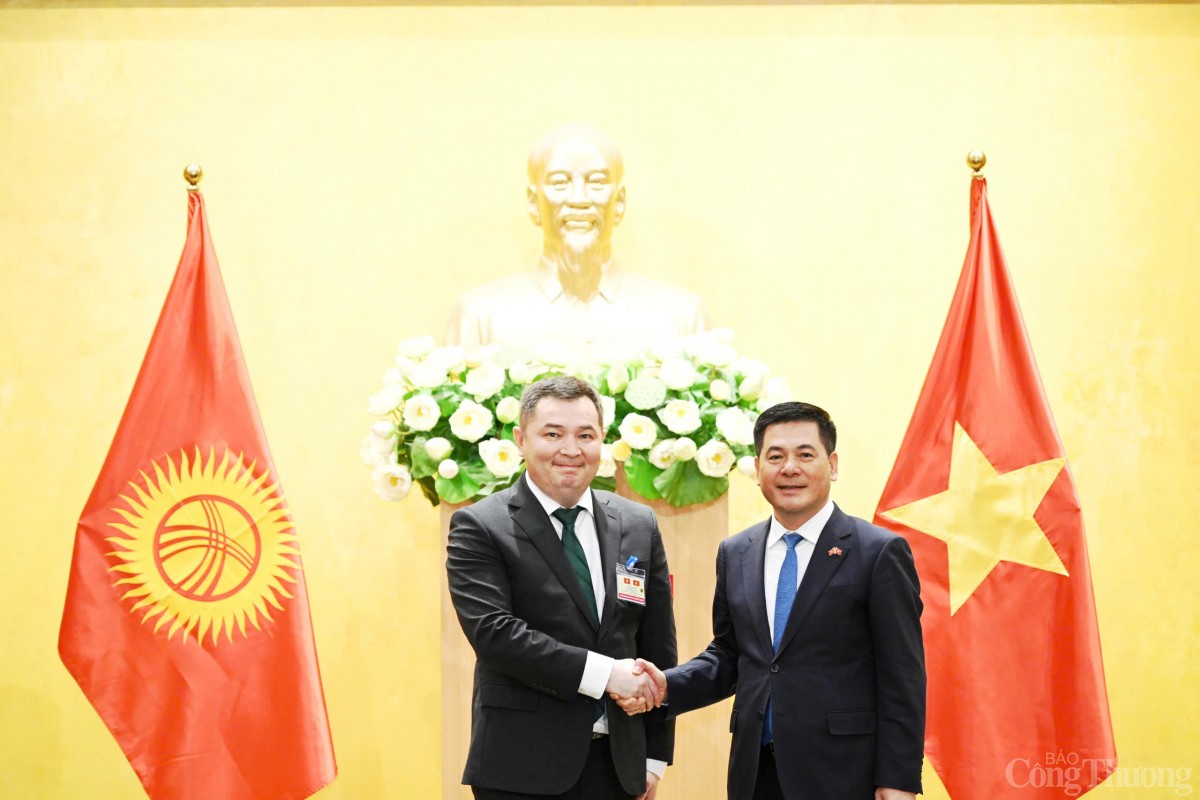 Bộ trưởng Nguyễn Hồng Diên đề nghị sớm lập Ủy ban liên Bộ trưởng Nguyễn Hồng Diên đề nghị sớm lập Ủy ban liên