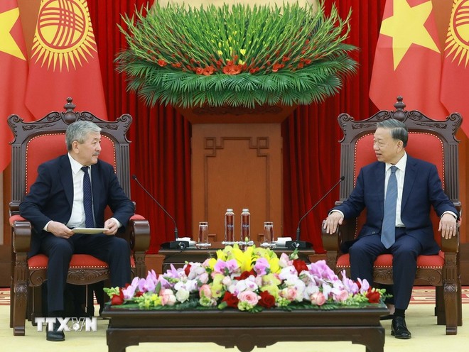 Tổng Bí thư Tô Lâm tiếp Thủ tướng Kyrgyzstan Adylbek Kasimalyev. Ảnh: TTXVN. Tổng Bí thư Tô Lâm tiếp Thủ tướng Kyrgyzstan Adylbek Kasimalyev. Ảnh: TTXVN.