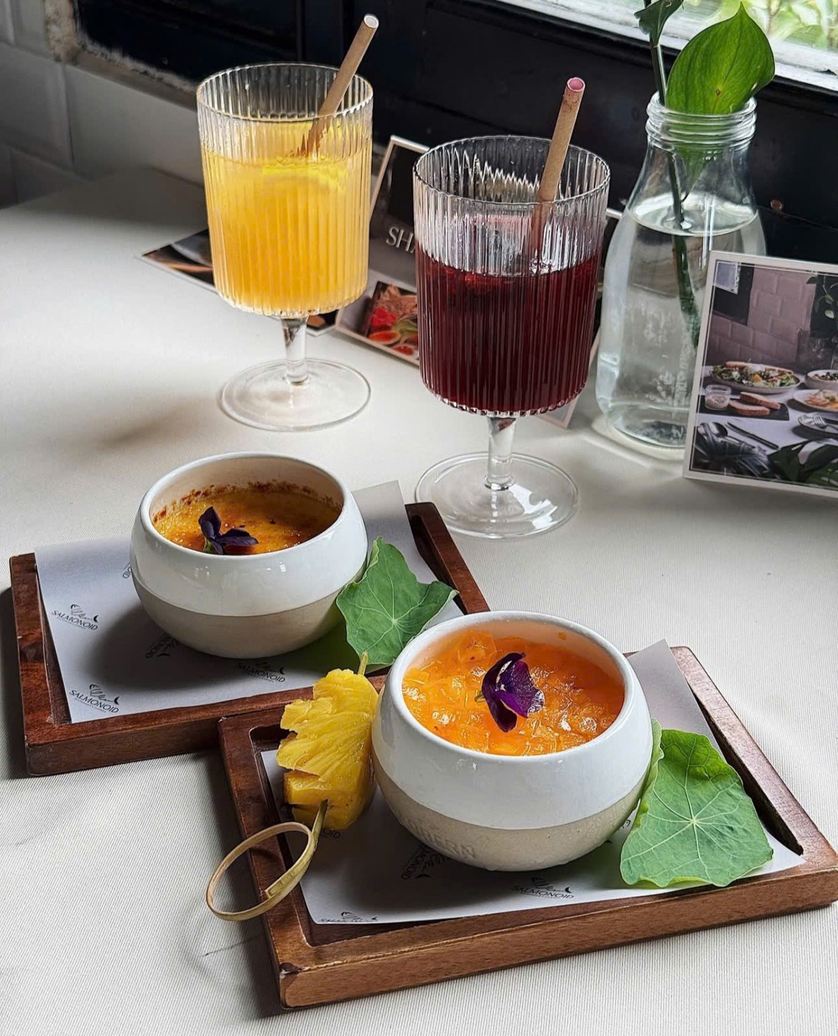 Một số nhà hàng có chương trình tặng thêm bánh ngọt hoặc quà nhỏ cho khách hàng nữ. Ảnh: Huyền Trang. Ảnh: Huyền Trang Một số nhà hàng có chương trình tặng thêm bánh ngọt hoặc quà nhỏ cho khách hàng nữ. Ảnh: Huyền Trang. Ảnh: Huyền Trang