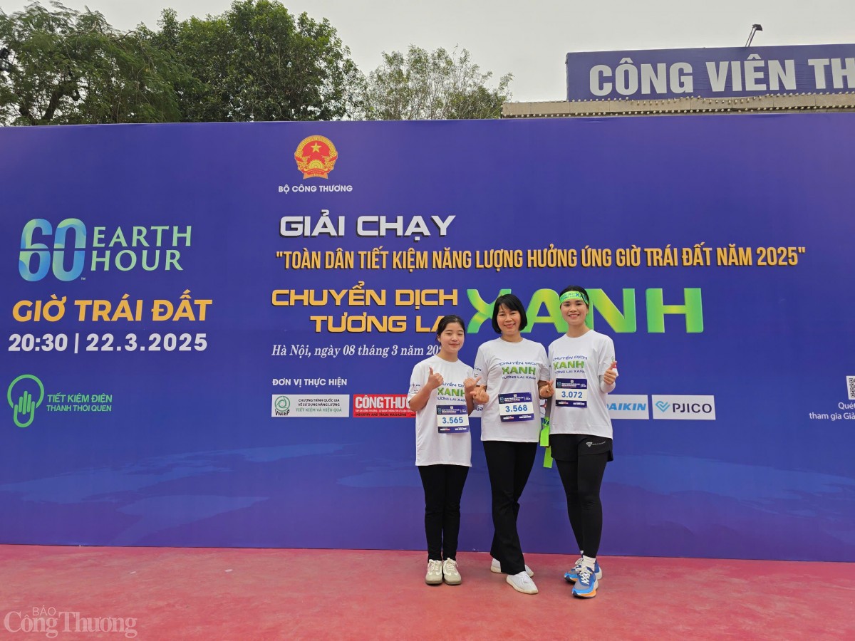 Cán bộ EVN giành giải Nhất chạy hưởng ứng Giờ Trái đất Cán bộ EVN giành giải Nhất chạy hưởng ứng Giờ Trái đất